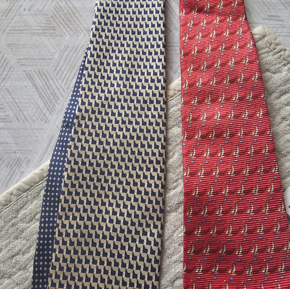 *2 TOMMY HILFIGER VINTAGE TIES